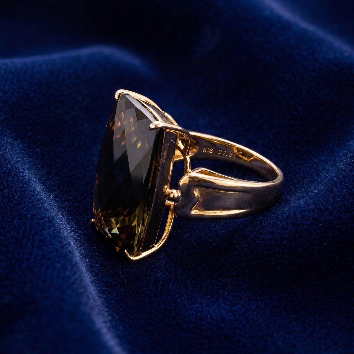 Smoky Quartz Chequerboard Dress Ring — photograph 2