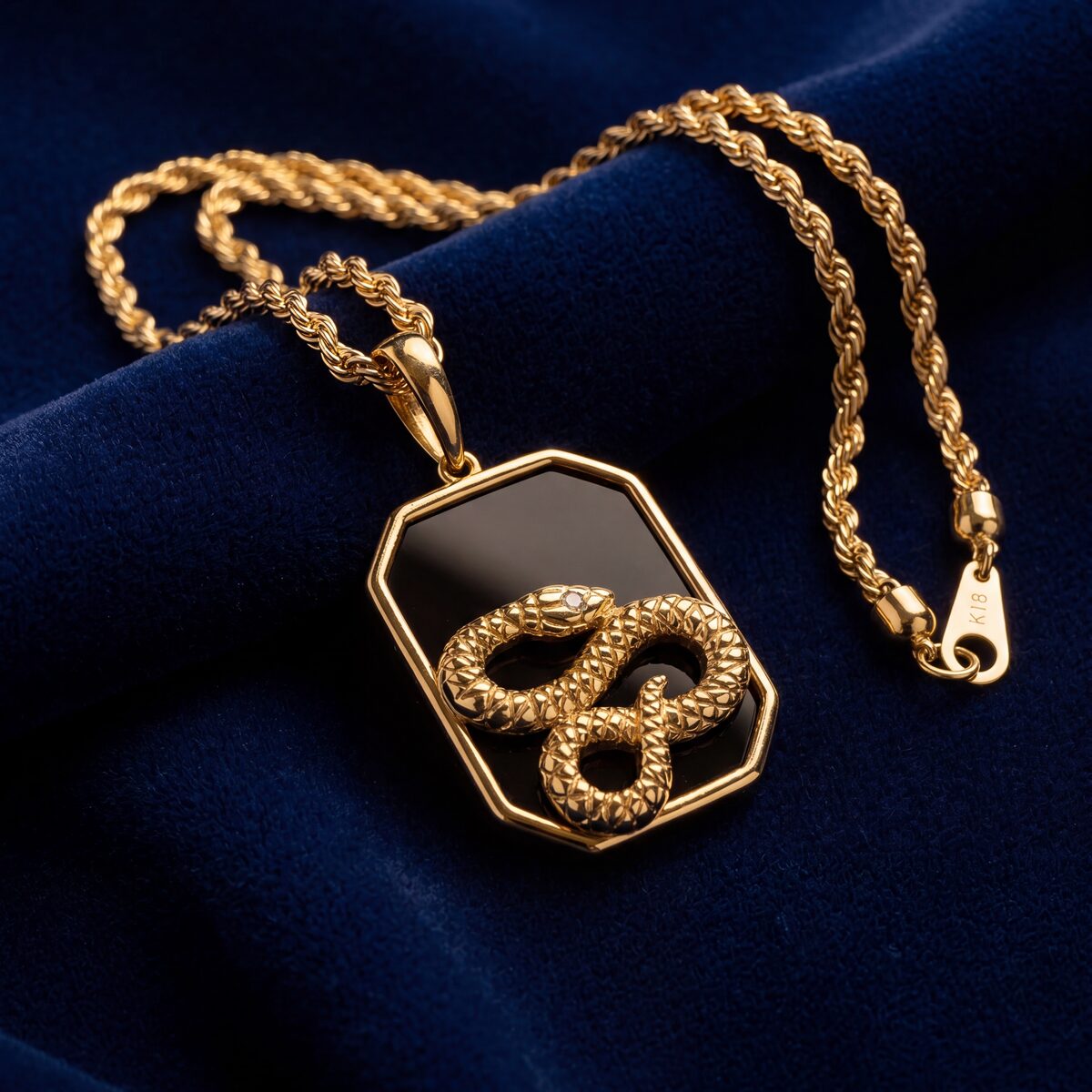 Onyx Snake Diamond Pendant Curb Chain — photograph 1