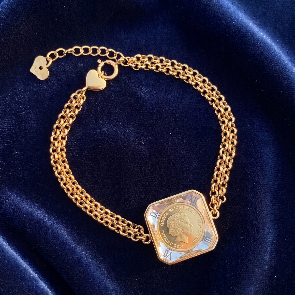 Gold Coin Belcher Link Bracelet — photograph 2
