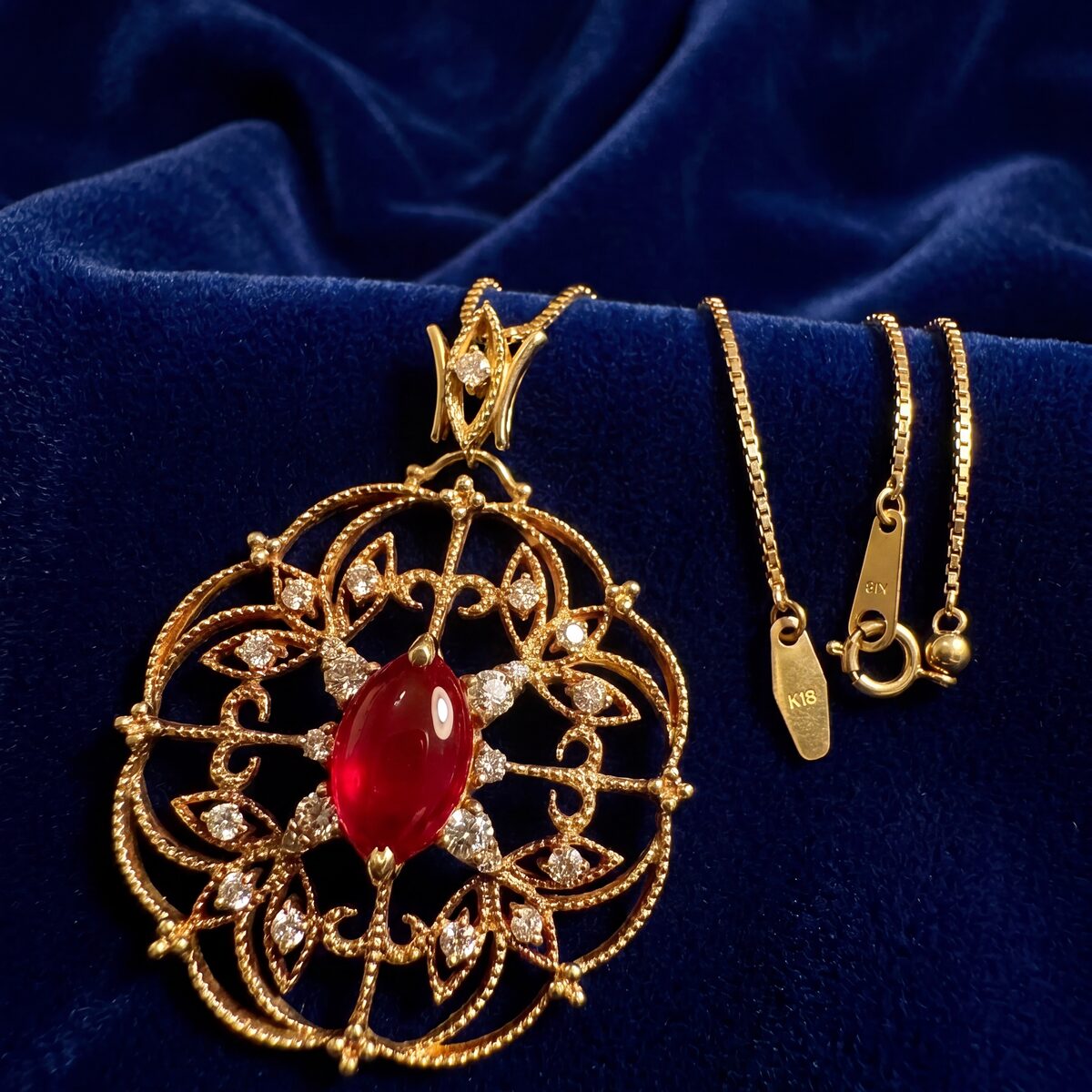 Carnelian And Diamond Pendant — photograph 4