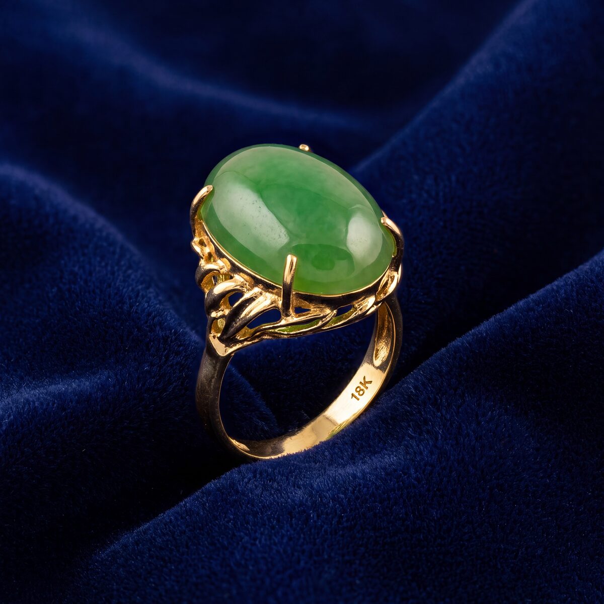 Jadeite Oval Cabochon Dress Ring — photograph 1