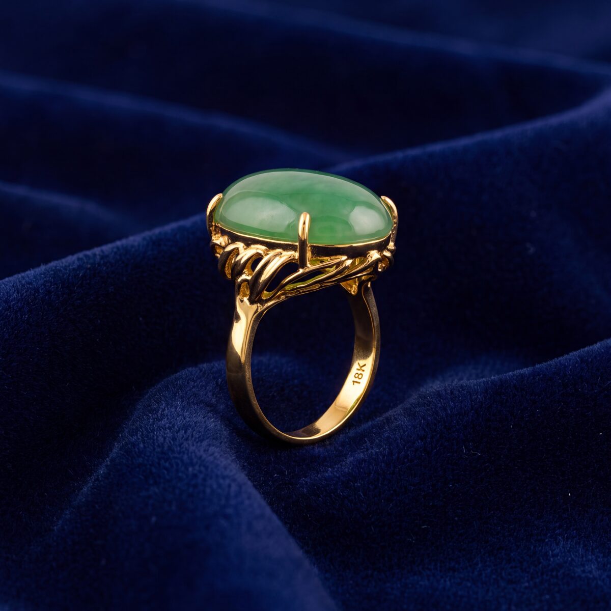 Jadeite Oval Cabochon Dress Ring — photograph 3